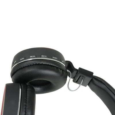 AV Link 100.550 Wireless Bluetooth Headphones Black Red