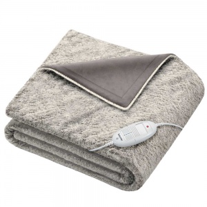 Beurer Fluffy Nordic Heated Snuggie Throw 42104