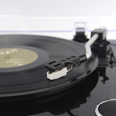 Aiwa All in One Stereo Turntable GBTUR120BKMKIII