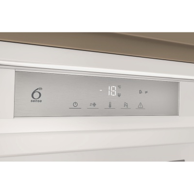 Whirlpool Integrated Upright Freezer WHSD18F023C1