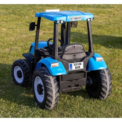 New Holland 24V Electric Ride On Tractor 033864